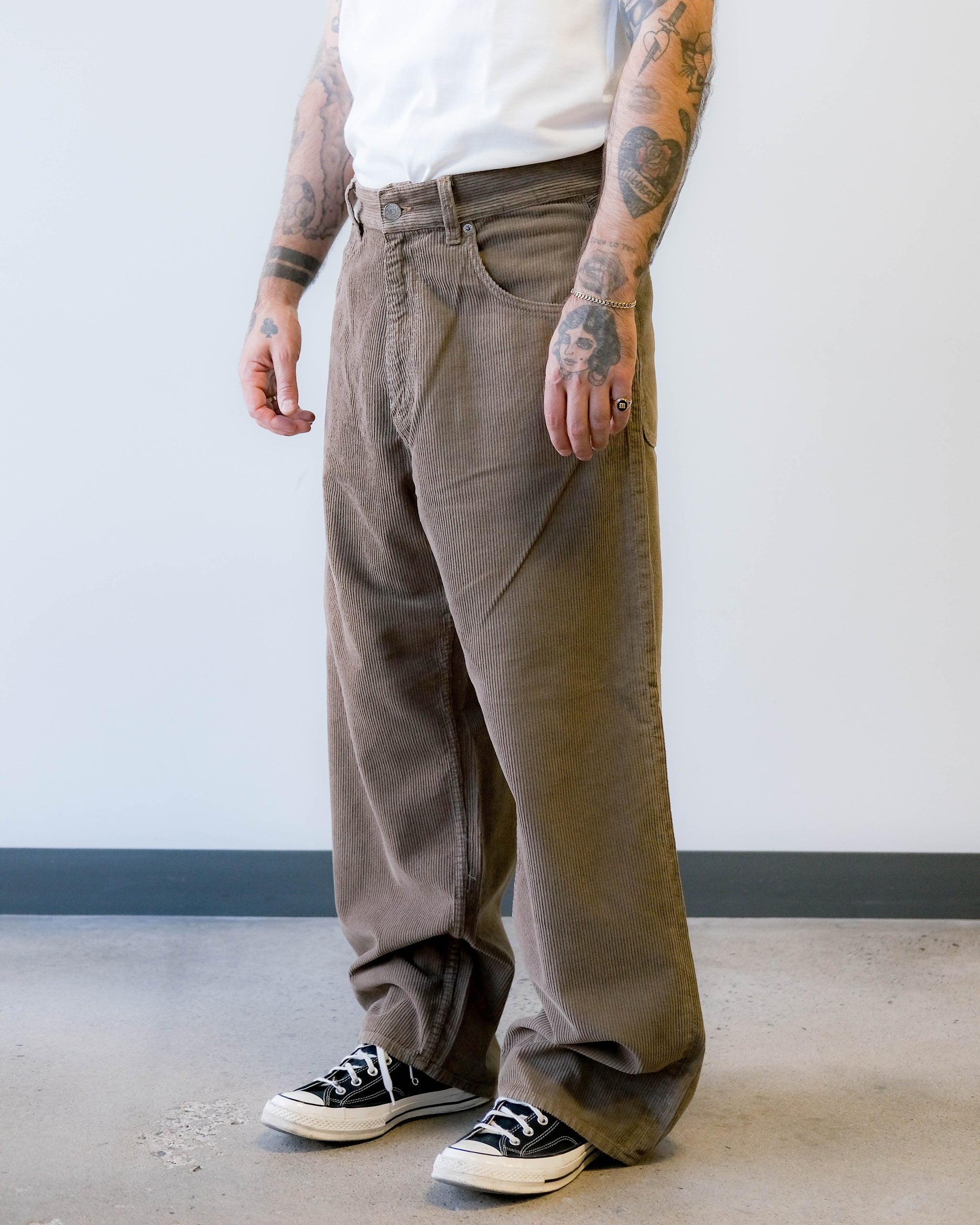 Sunflower Super Wide Taupe – The Foxhole