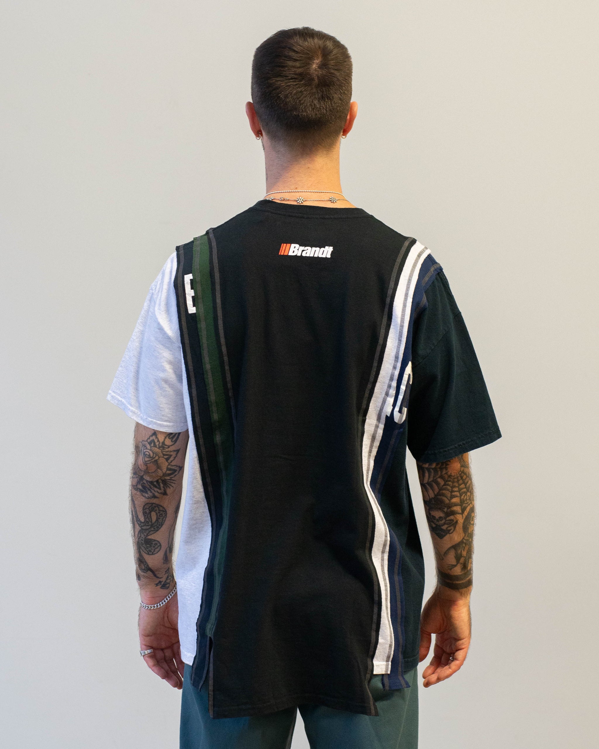 Needles 7 Cut Wide Tee College D – The Foxhole