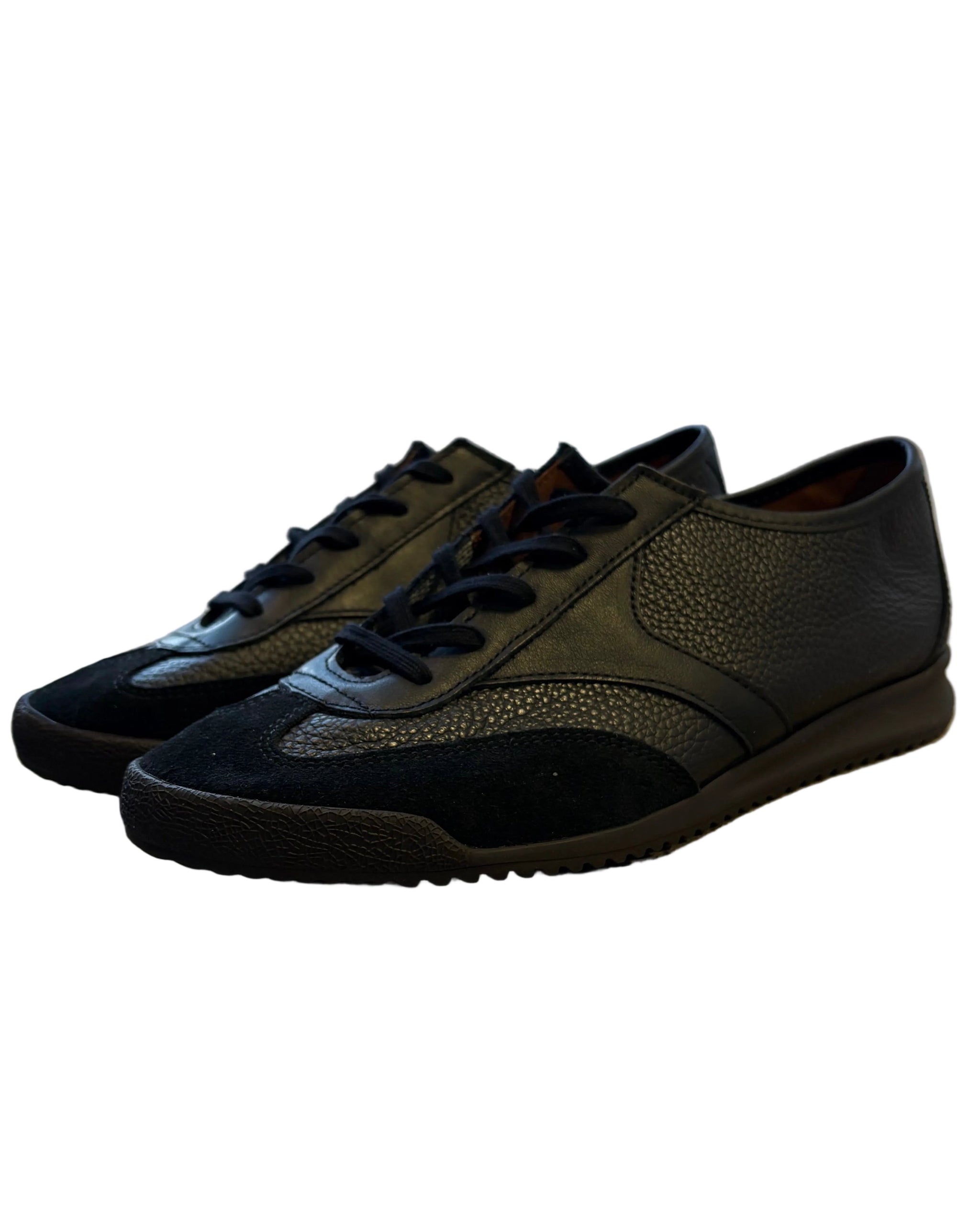 Reproduction of Found 1717MSL German Military Trainer Black/Dark